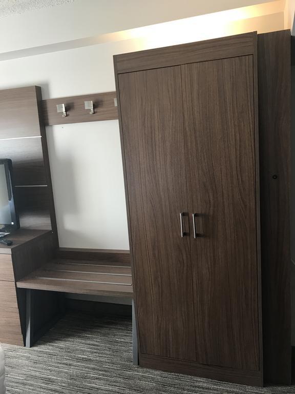 Holiday Inn Express Hotel & Suites Louisville East By Ihg Ngoại thất bức ảnh